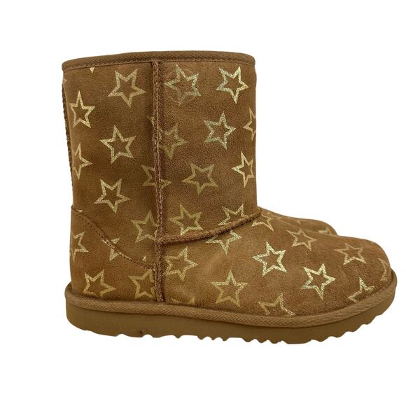 UGG Classic Short II Big Kids Winter Boots Stars Chestnut Water Resistant US 6 - Picture 1 of 10